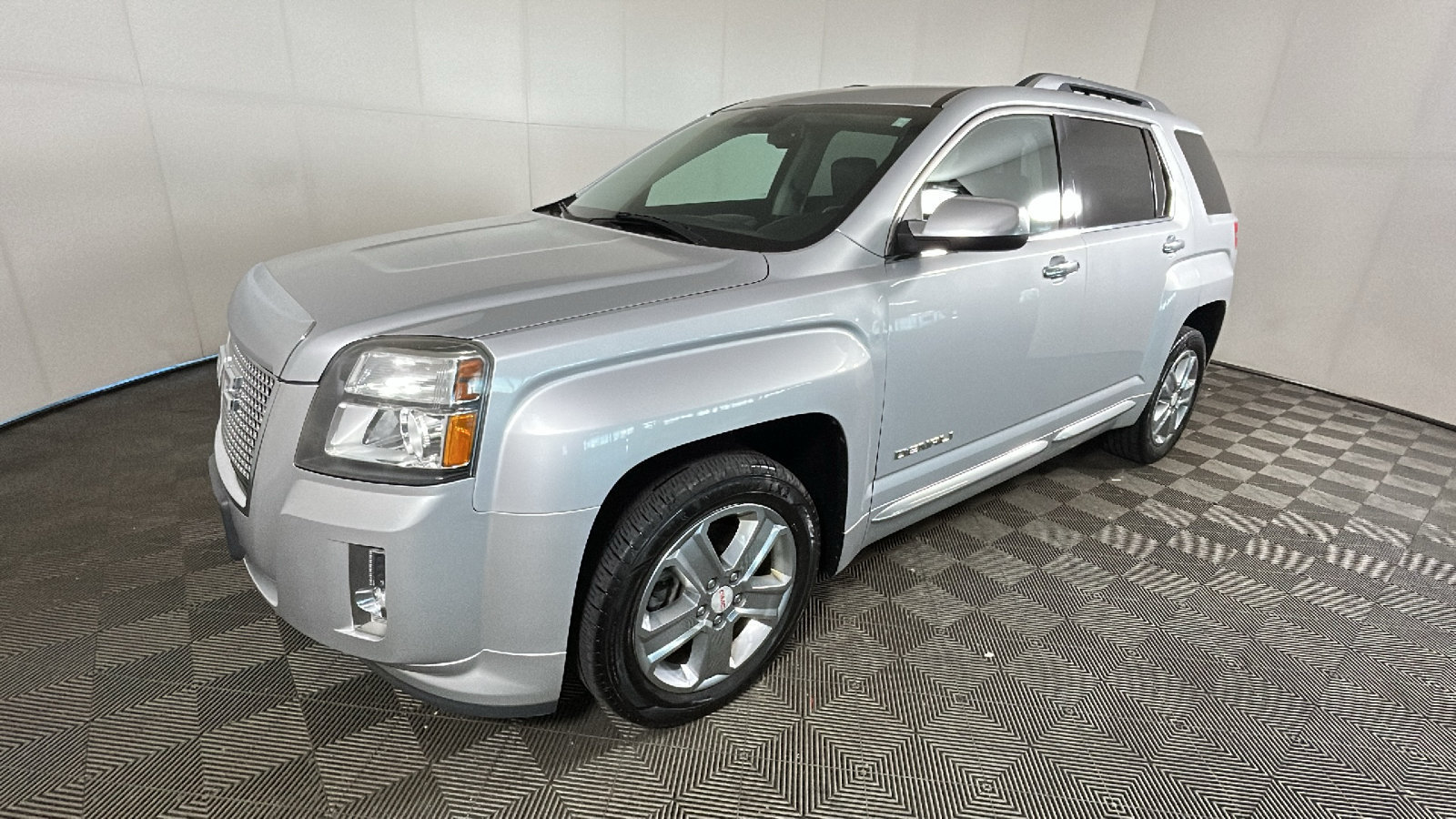 Used 2014 GMC Terrain Denali FWD image 8