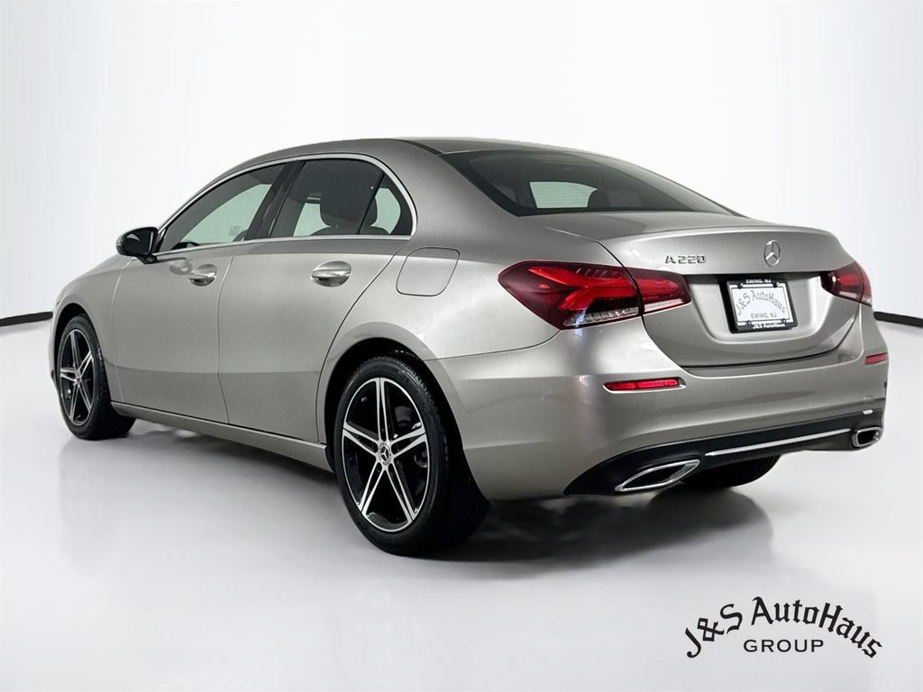 Used 2019 Mercedes-Benz A 220 w/ Premium Package image 5