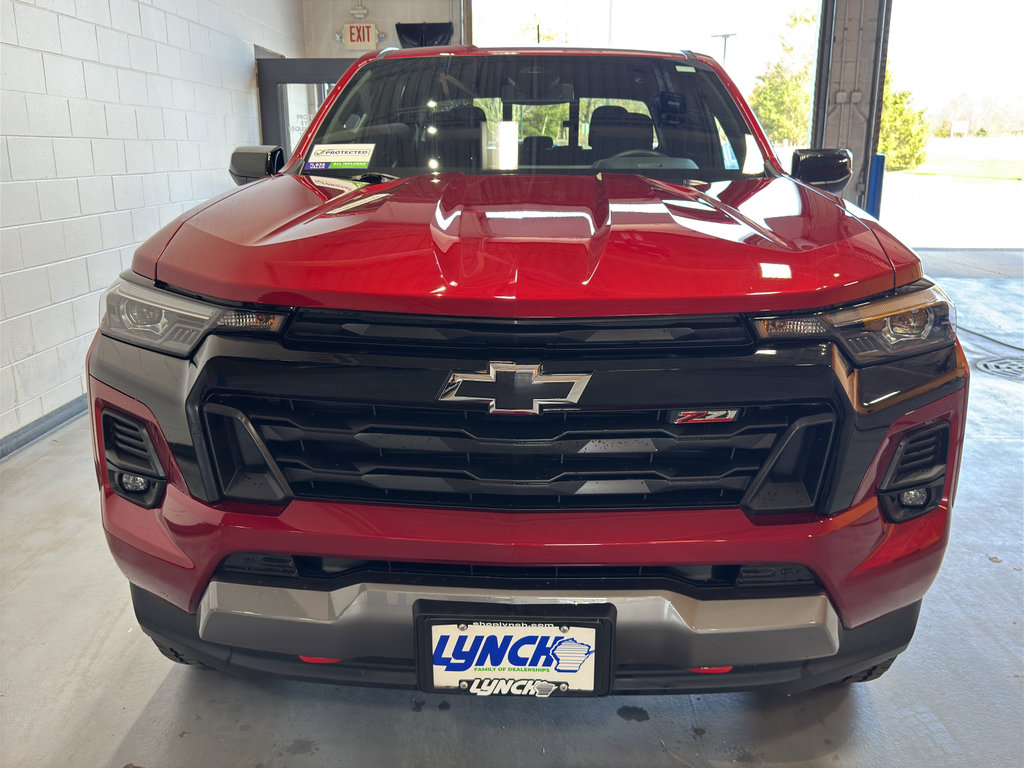 Used 2023 Chevrolet Colorado Z71 w/ Z71 Convenience Package 2 image 9