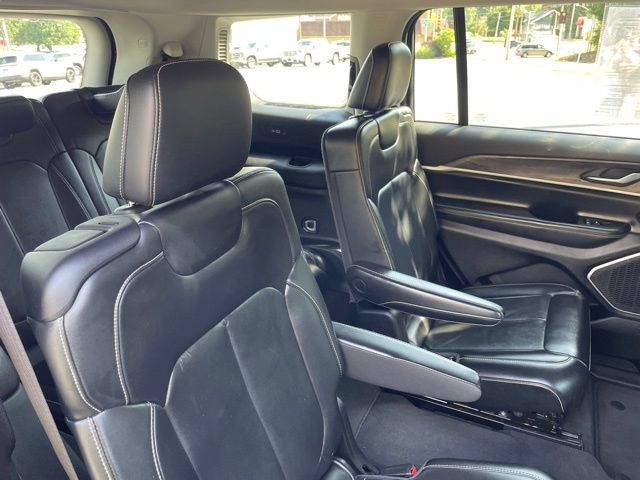 Used 2021 Jeep Grand Cherokee L Limited AWD/4WD image 37