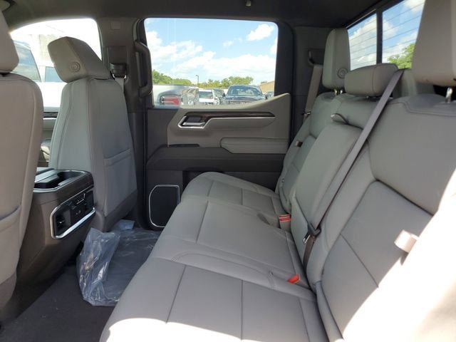 New 2026 GMC Sierra 1500 SLT w/ SLT Premium Plus Package AWD/4WD image 13