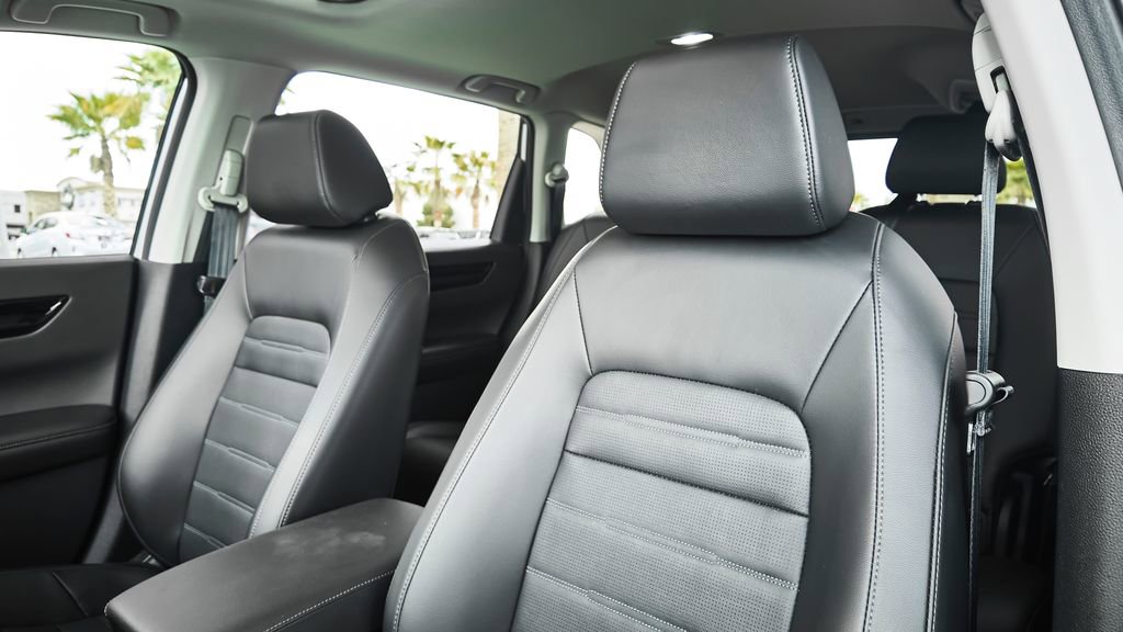 Used 2025 Honda CR-V EX-L image 26