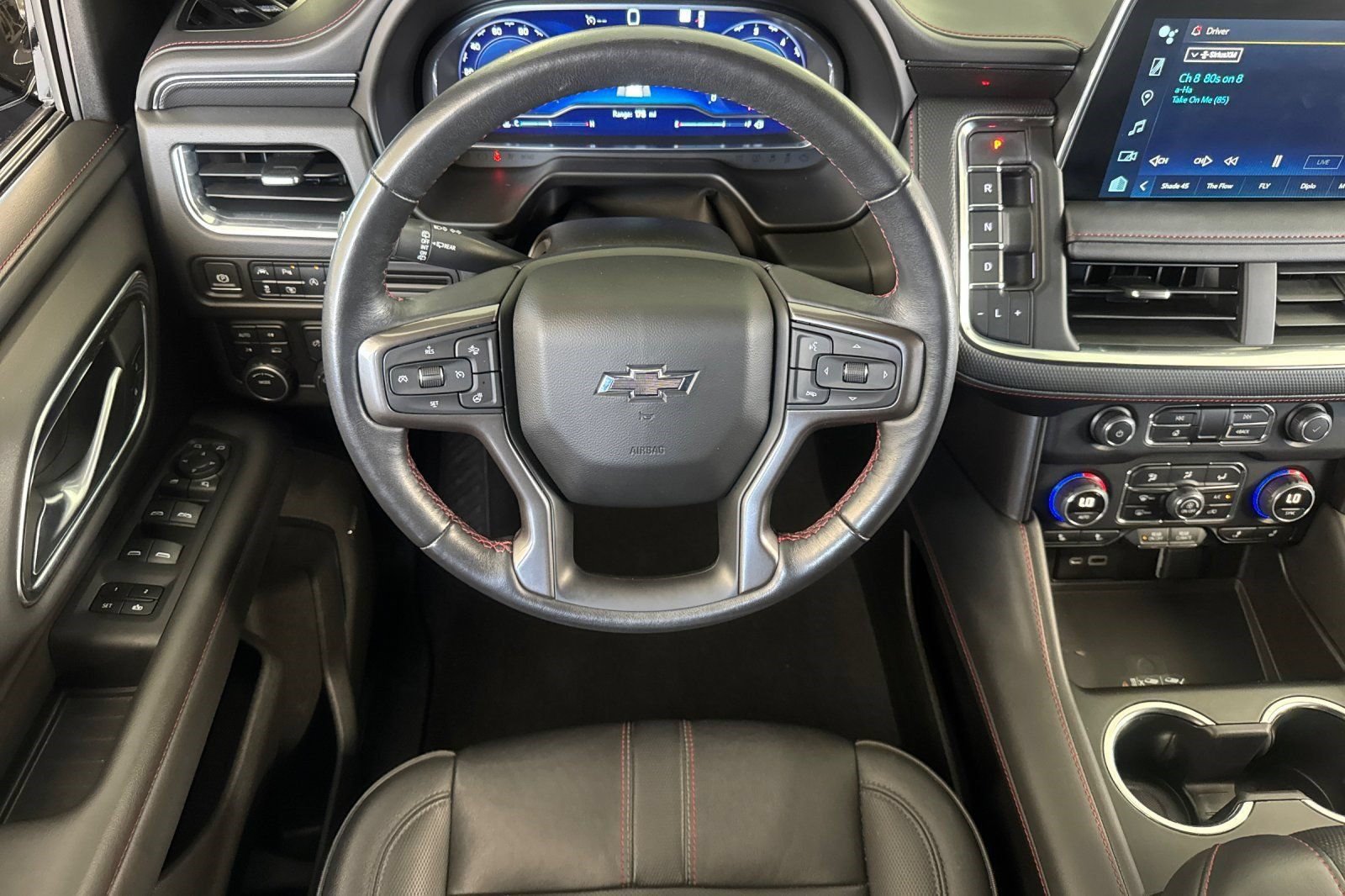 Used 2022 Chevrolet Tahoe RST w/ Luxury Package AWD/4WD image 31