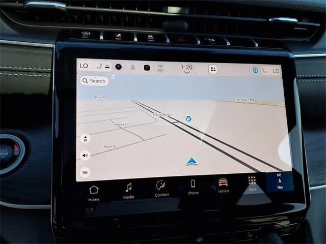 New 2025 Jeep Grand Cherokee Limited image 6