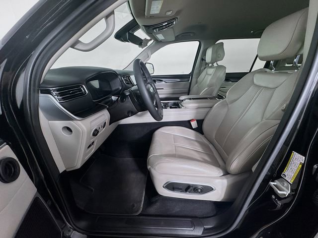 Used 2023 Jeep Wagoneer L 4WD image 25