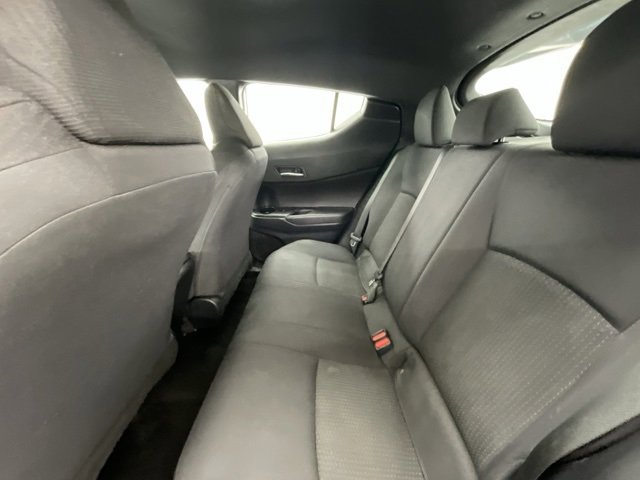 Used 2019 Toyota C-HR XLE image 7