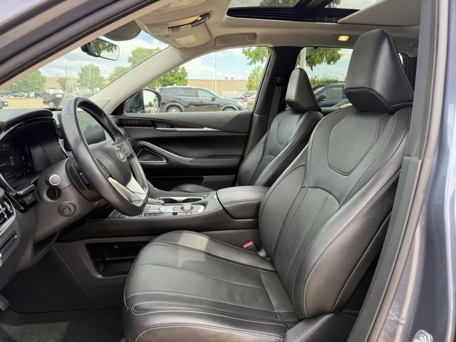 Used 2023 INFINITI QX60 Sensory w/ Cargo Package AWD/4WD image 26