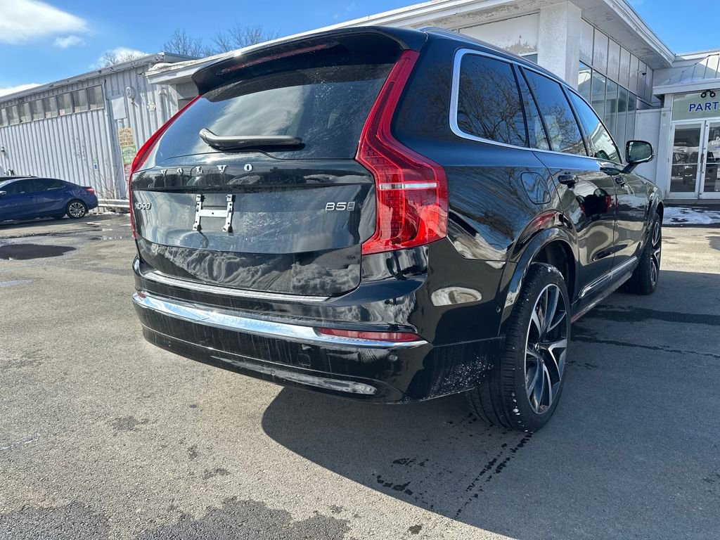Used 2023 Volvo XC90 B5 Plus w/ Protection Package Premier image 3