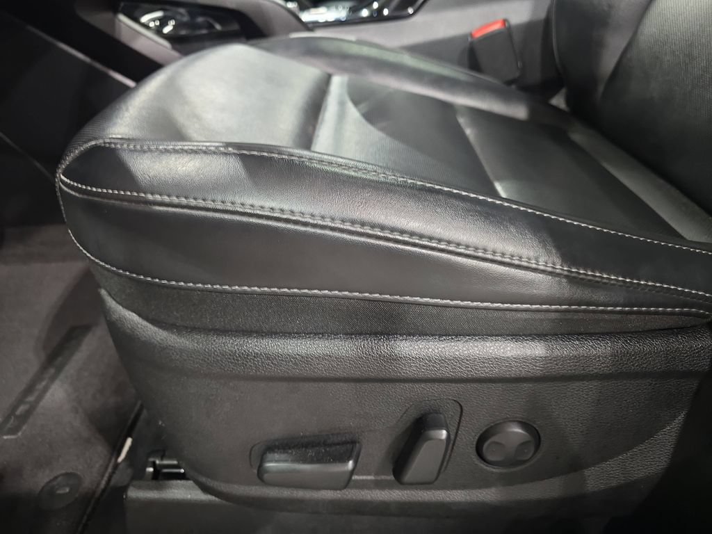 Used 2025 Kia Telluride S AWD/4WD image 30