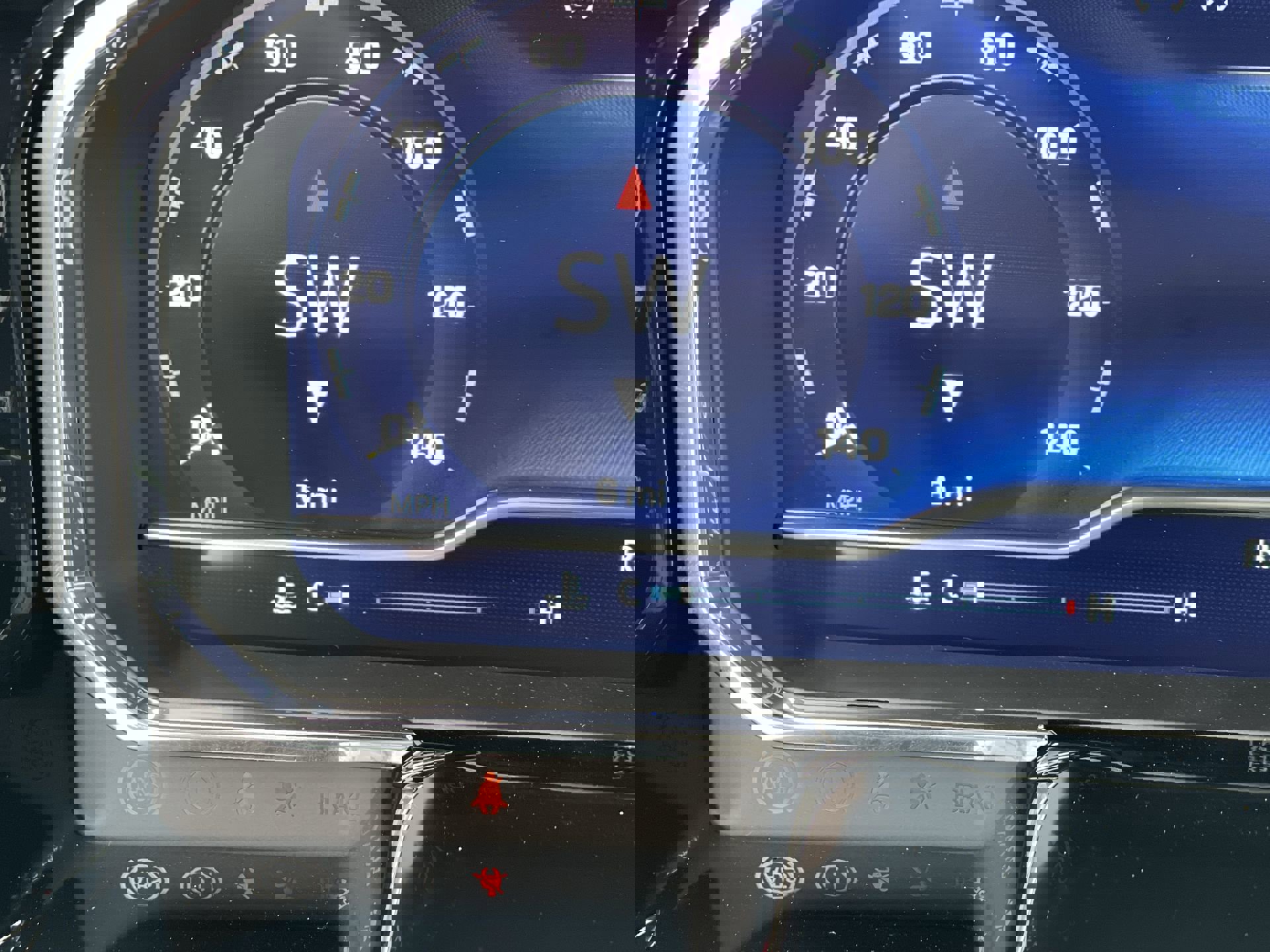 New 2025 Chevrolet Silverado 1500 LT w/ Convenience Package II image 48