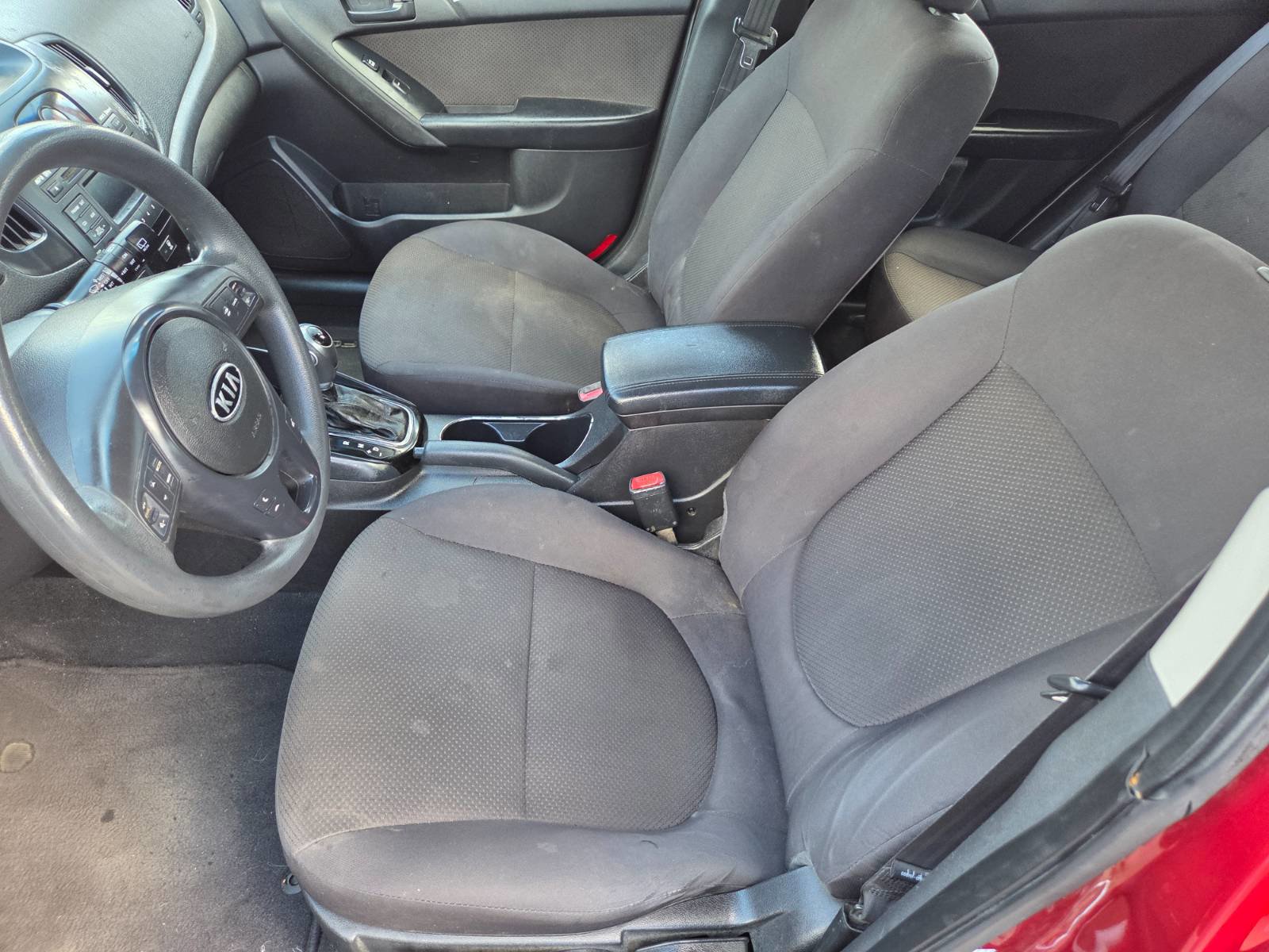 Used 2011 Kia Forte EX image 9