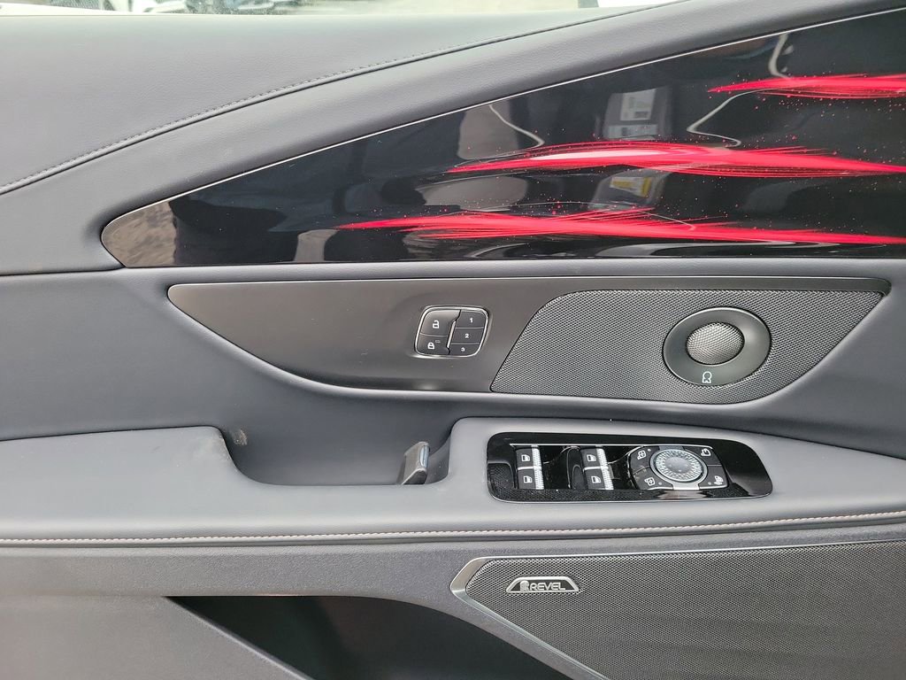 New 2026 Lincoln Nautilus Premier w/ Equipment Group 102A image 18