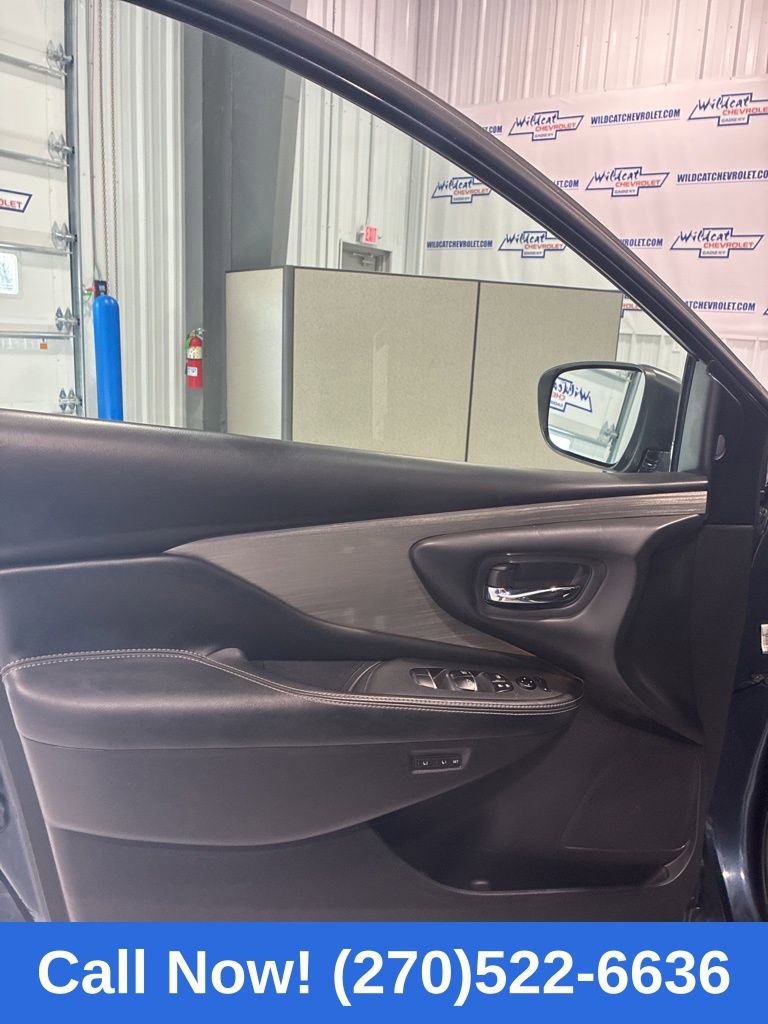 Used 2017 Nissan Murano SL w/ SL Technology Package image 18