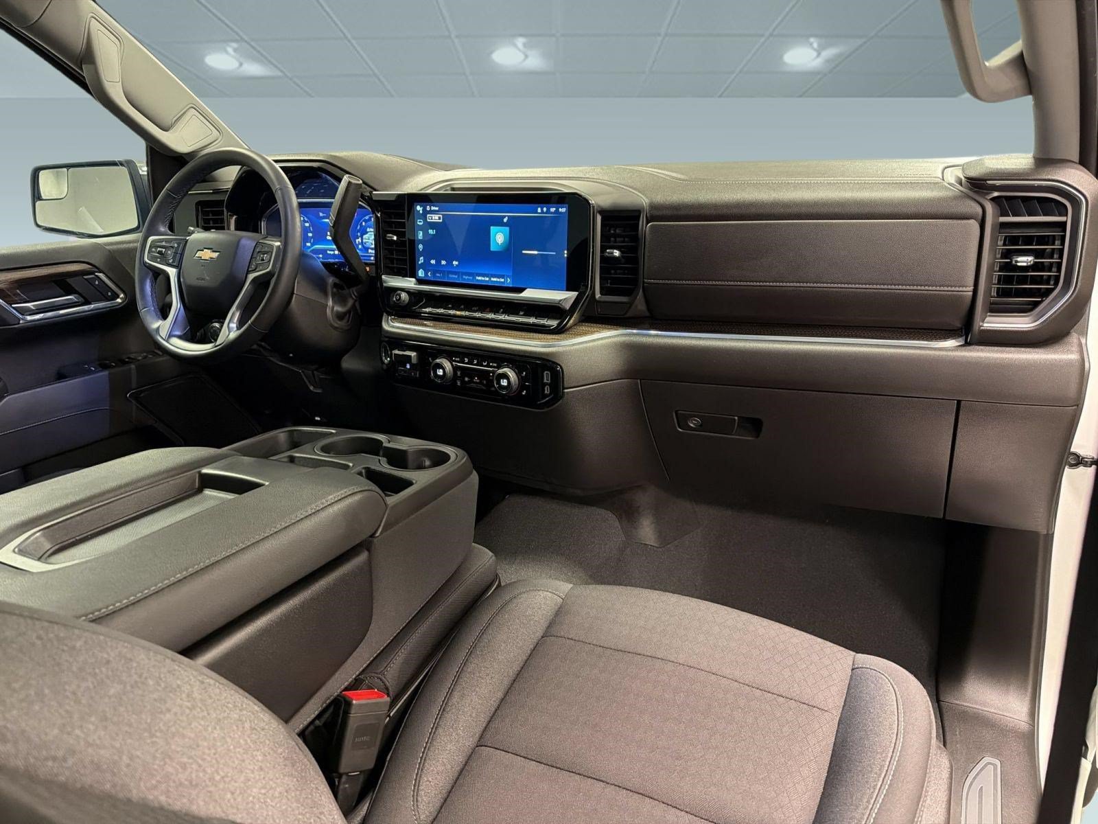 Used 2023 Chevrolet Silverado 1500 LT RWD image 30