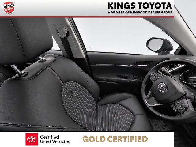 Certified 2022 Toyota Camry SE w/ Cold Weather Package FWD image 11