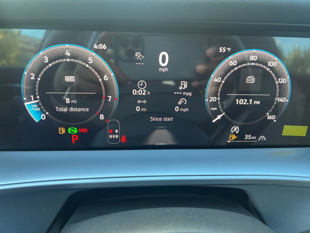 New 2026 Volkswagen Tiguan SE AWD/4WD image 32