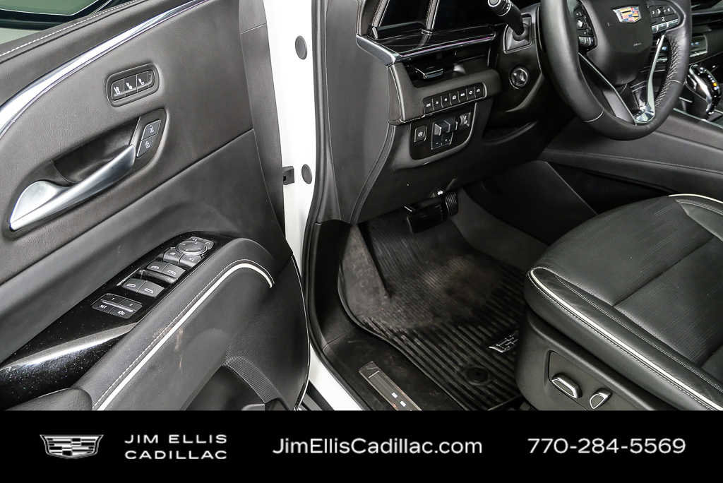 Used 2024 Cadillac Escalade Sport w/ LPO, ONYX Package image 8