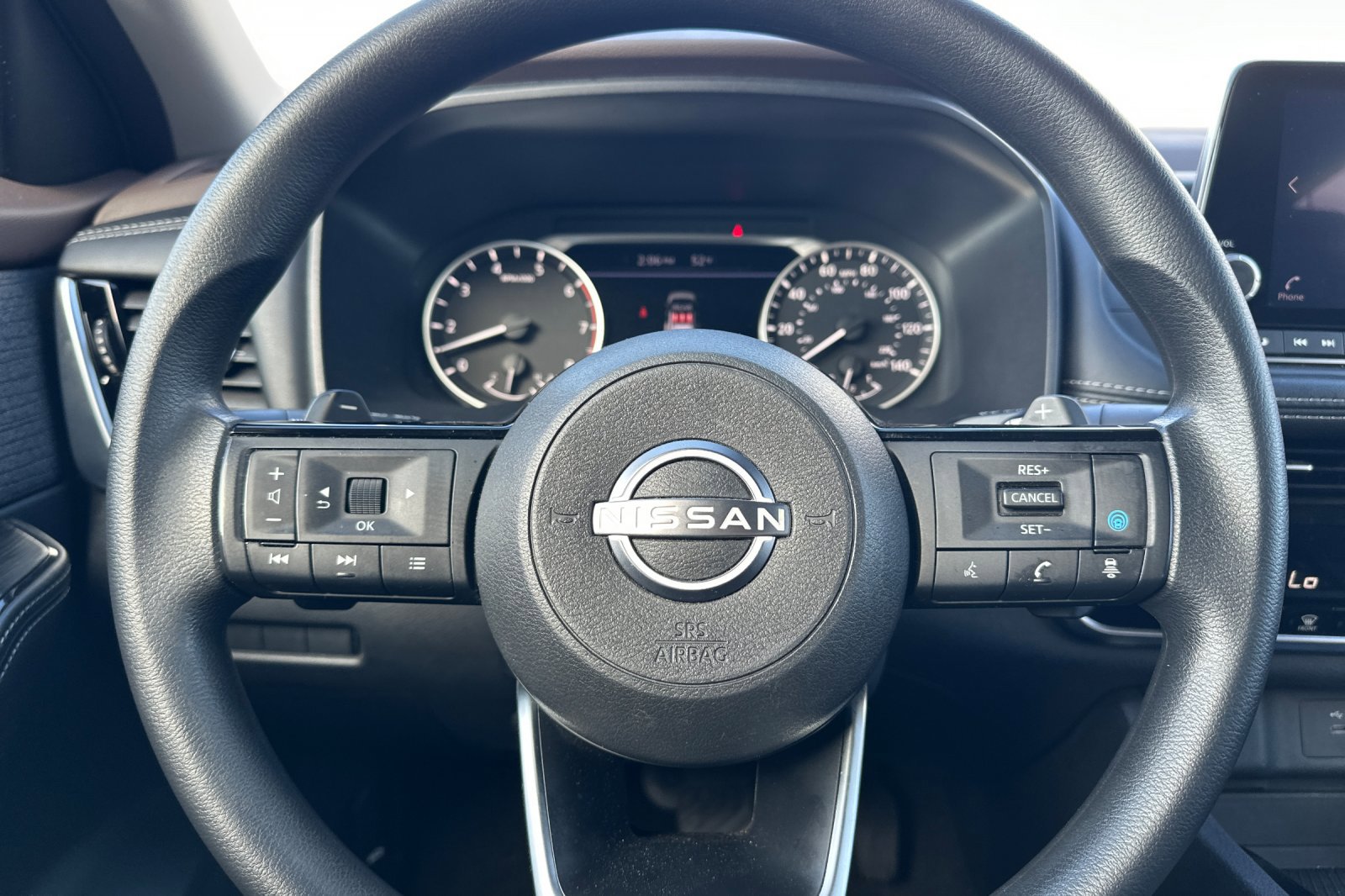 Used 2023 Nissan Rogue SV image 23