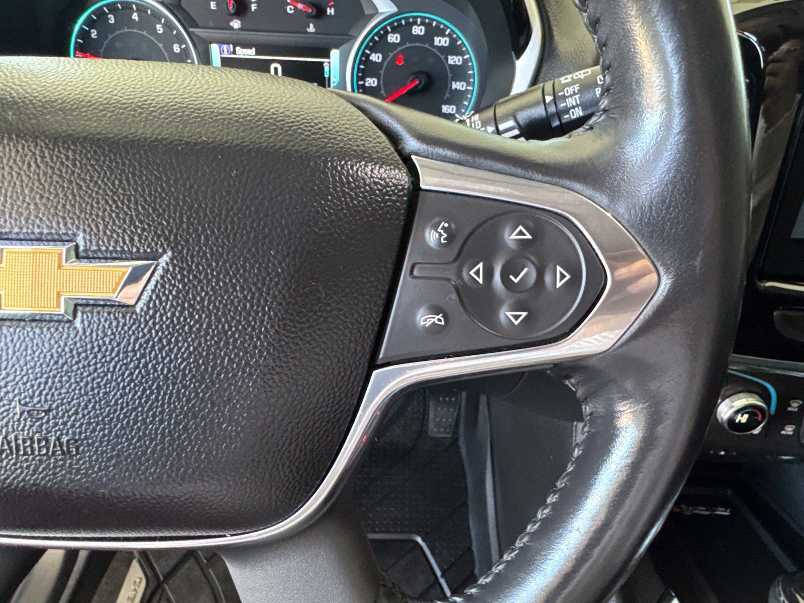 Used 2019 Chevrolet Traverse Premier w/ Redline Edition AWD/4WD image 29