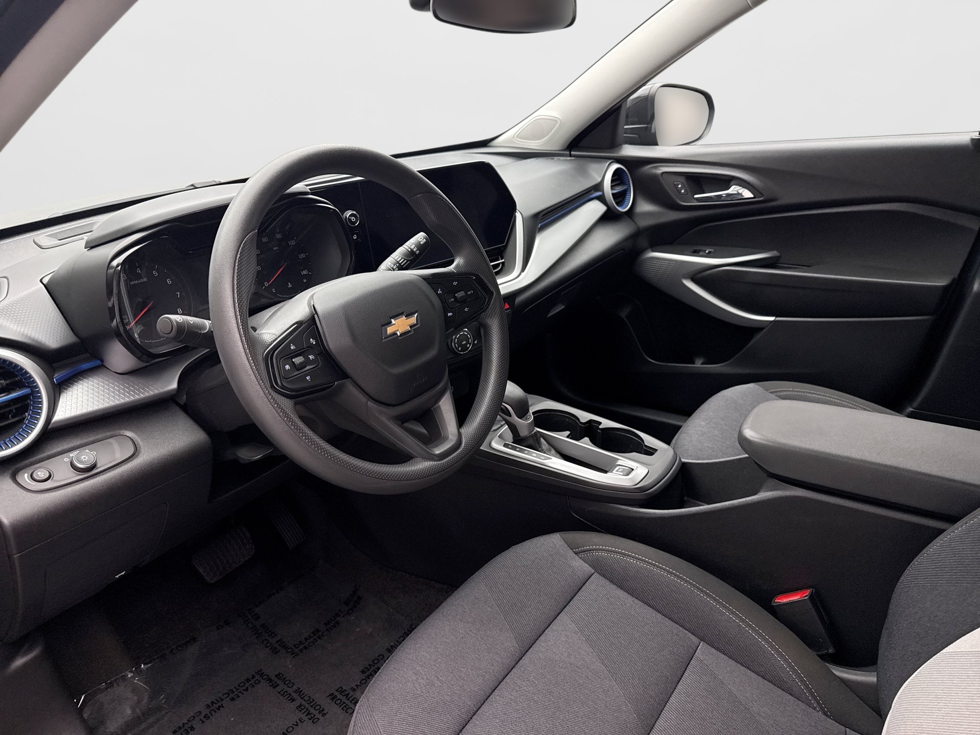 Used 2024 Chevrolet Trax LS w/ LS Convenience Package FWD image 10