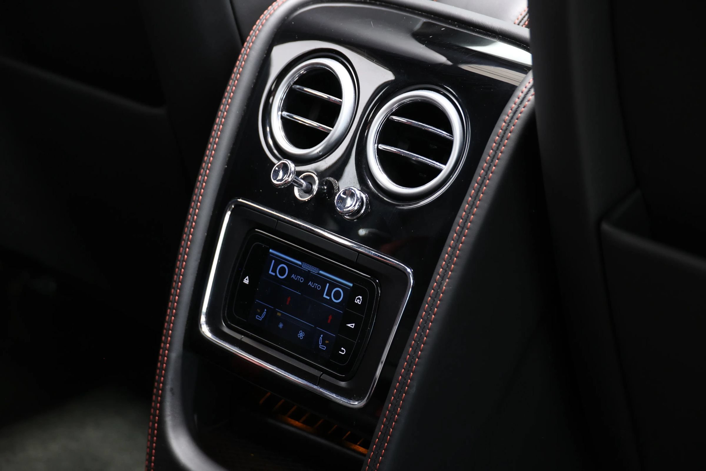 Used 2017 Bentley Flying Spur S W12 AWD/4WD image 82