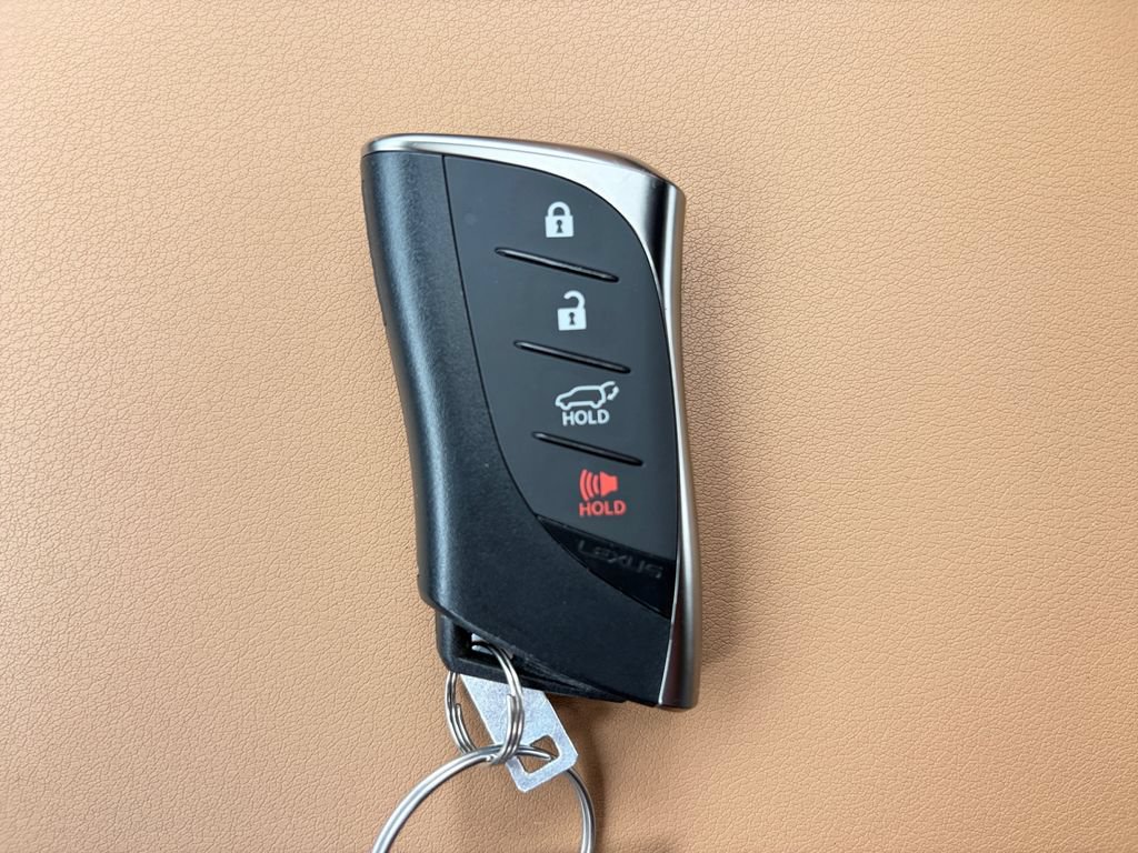 Used 2023 Lexus RX 350 w/ Accessory Package (Z1) AWD/4WD image 34