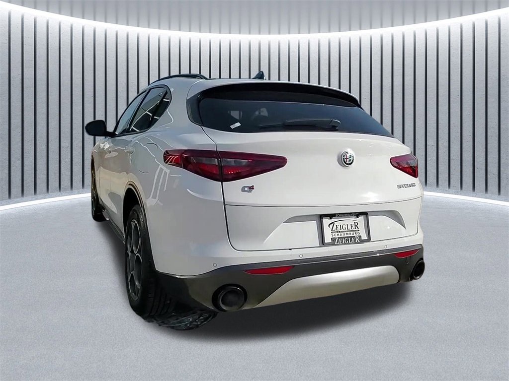 Used 2022 Alfa Romeo Stelvio Ti w/ Active Assist Plus Package image 5