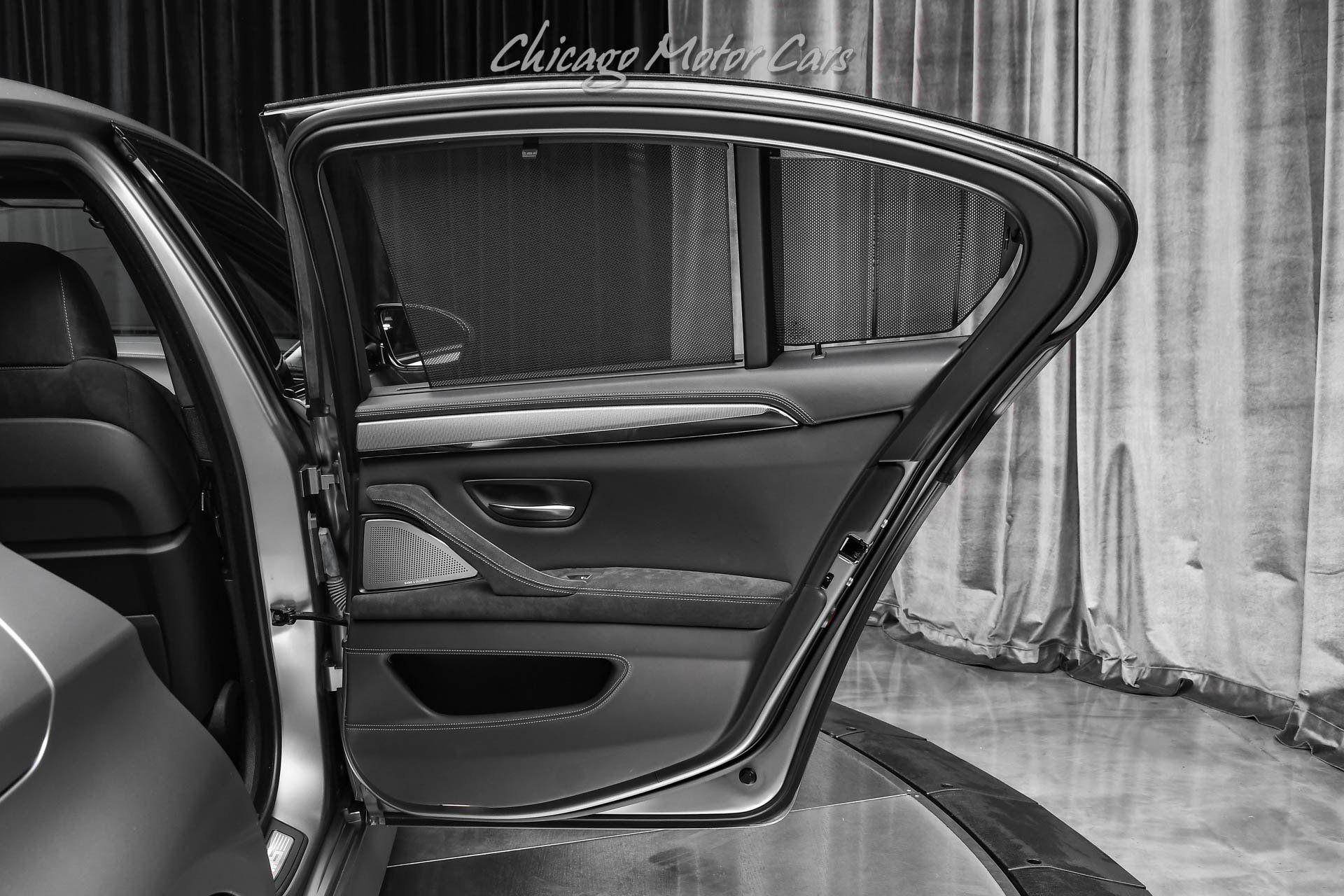 Used 2015 BMW M5 RWD image 38
