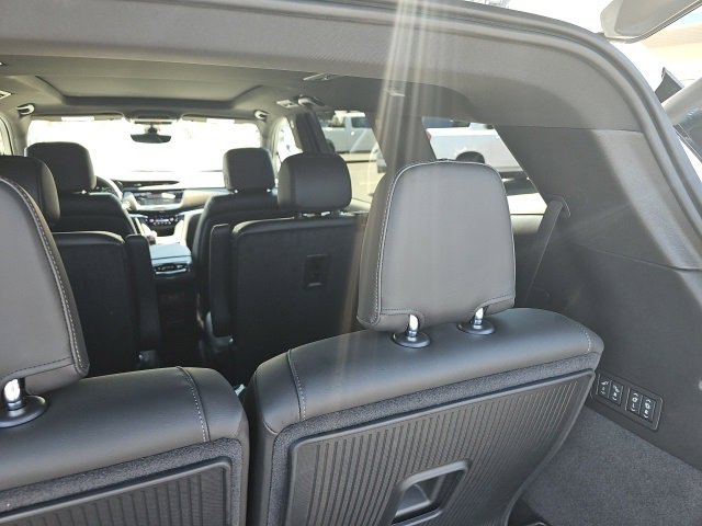 New 2025 Cadillac XT6 Sport w/ Technology Package image 13
