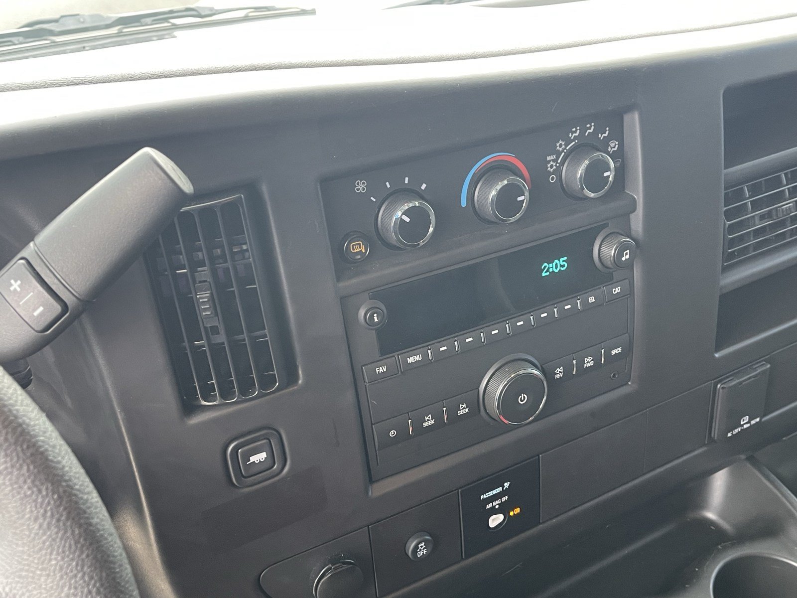 Used 2025 Chevrolet Express 2500 w/ Driver Convenience Package RWD image 16
