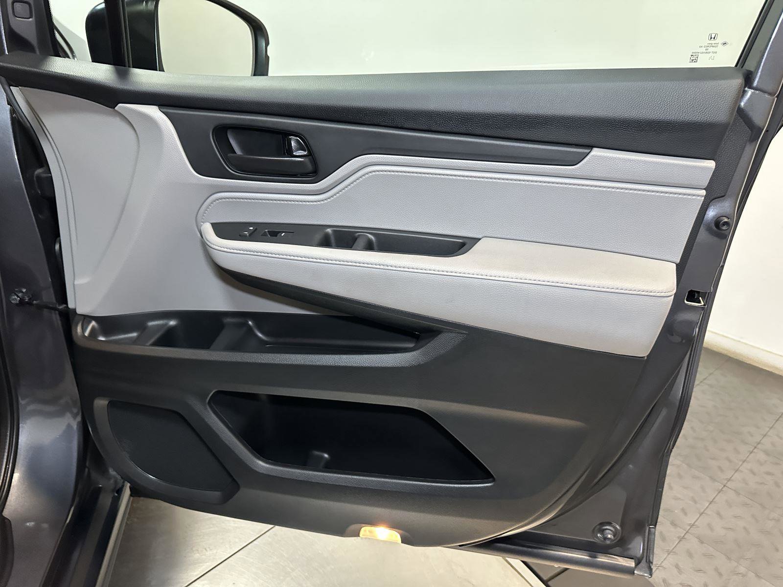 Certified 2023 Honda Odyssey EX-L image 34