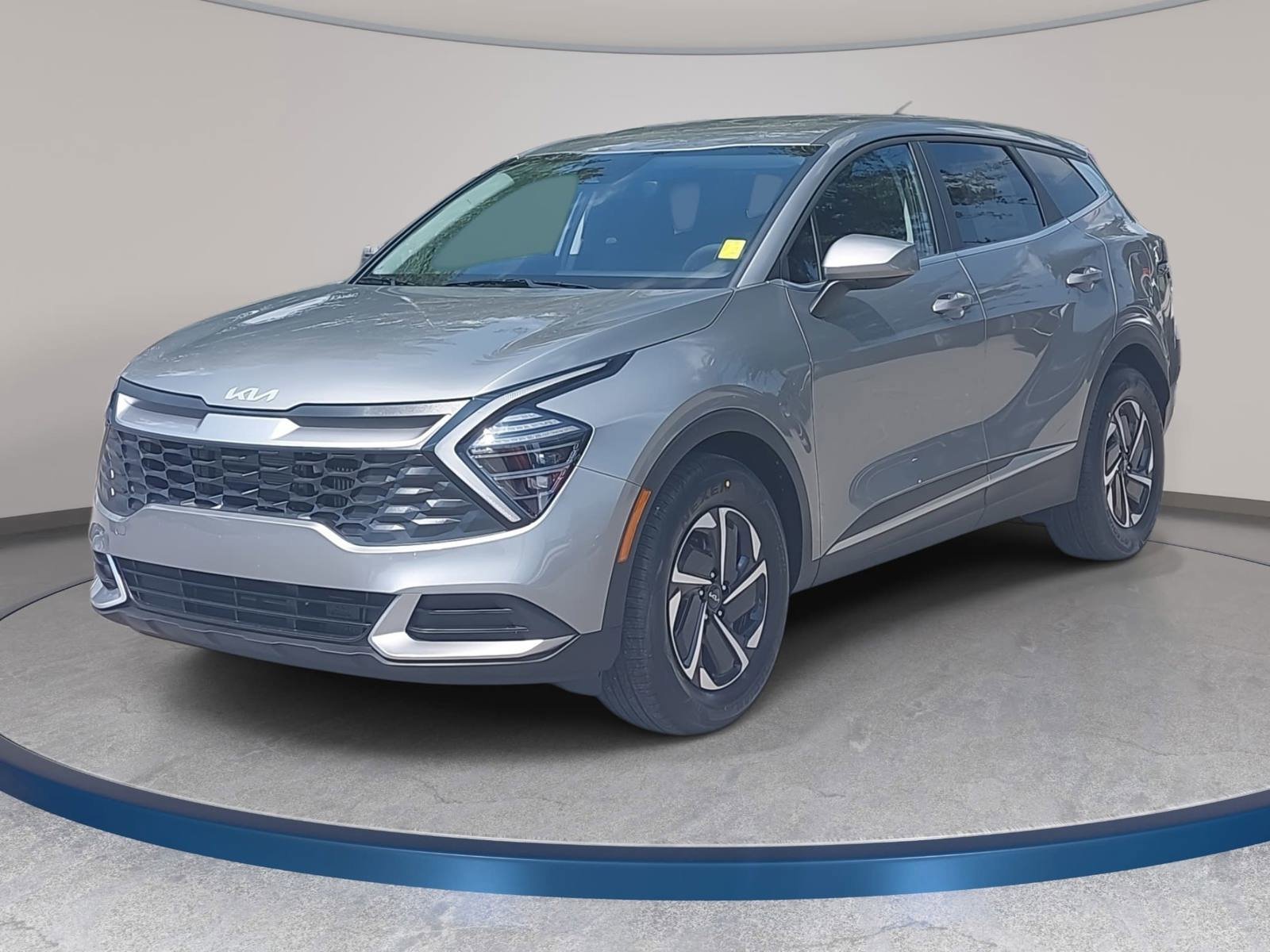New 2025 Kia Sportage LX FWD image 1