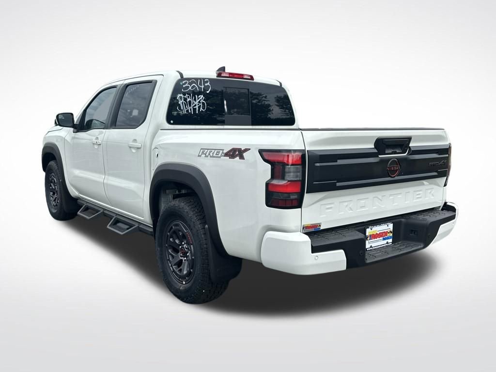 New 2025 Nissan Frontier PRO-4X image 3