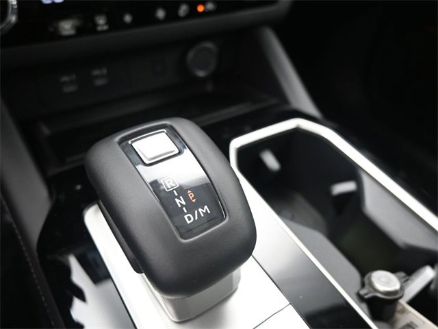 New 2025 Mitsubishi Outlander SE image 12