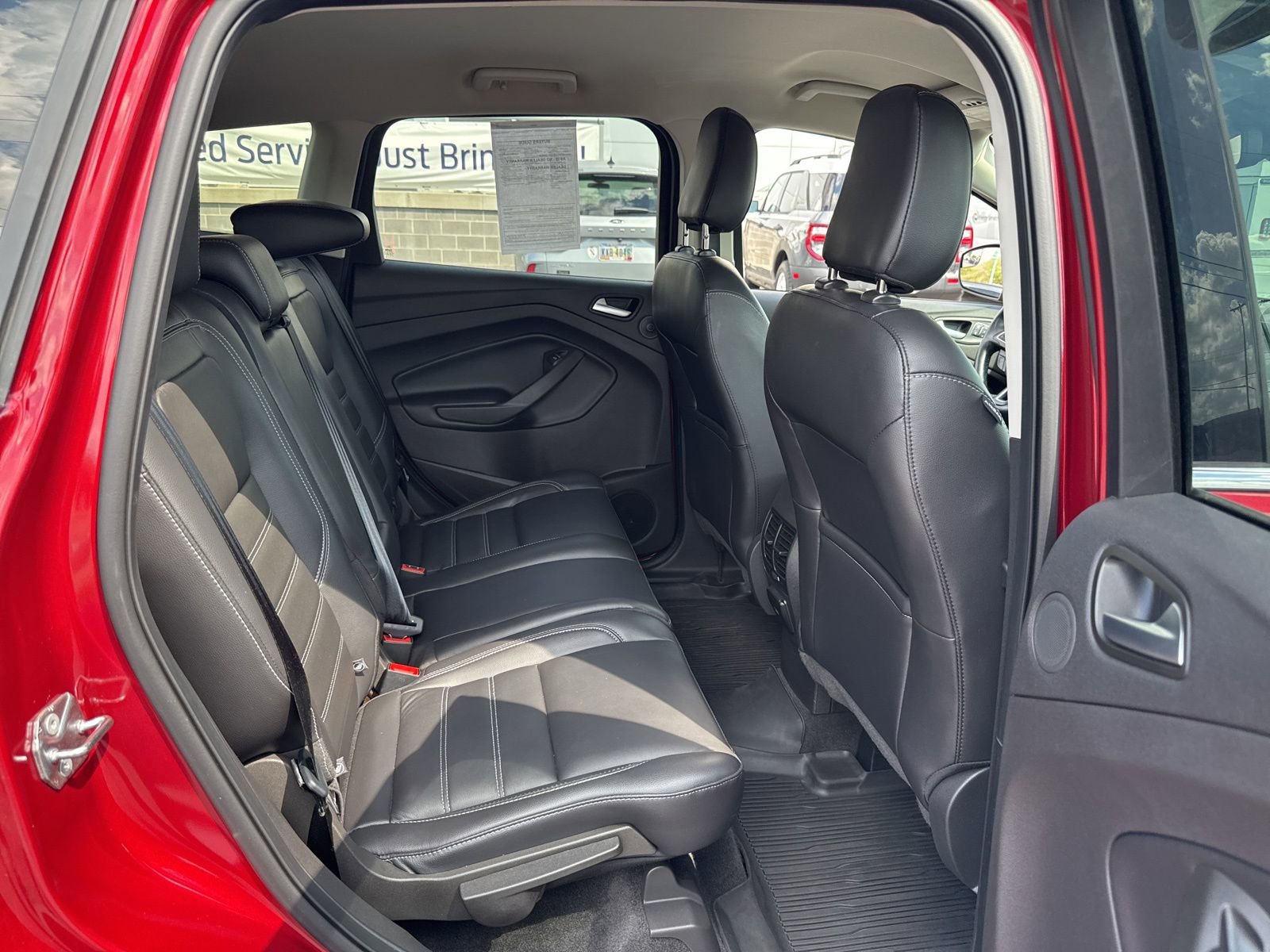 Used 2019 Ford Escape Titanium AWD/4WD image 10