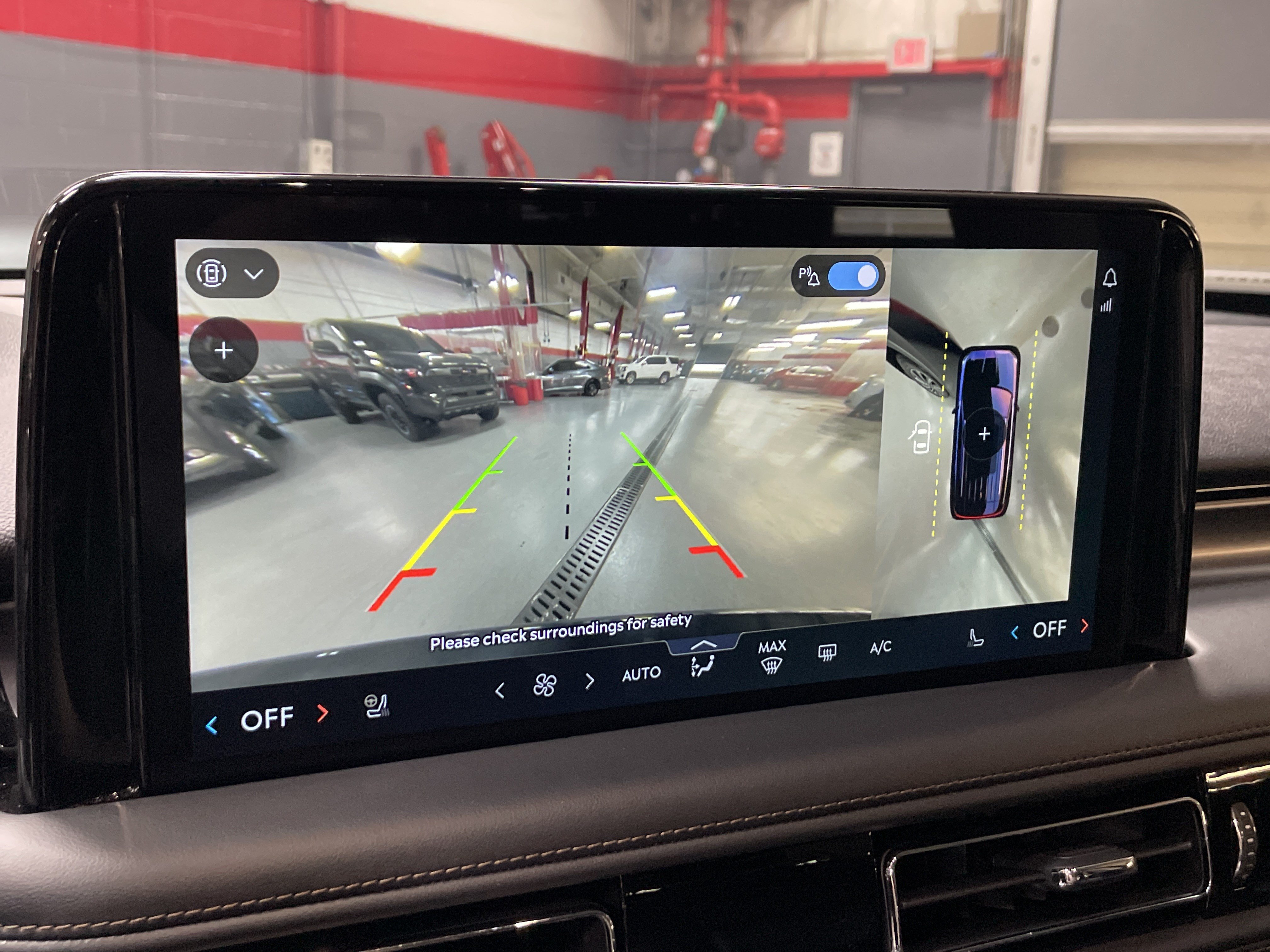 Used 2025 Lincoln Aviator 2WD image 25