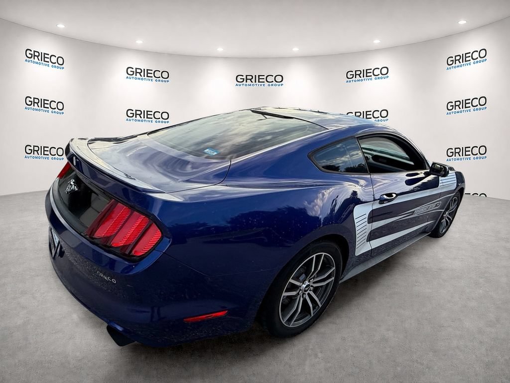 Used 2016 Ford Mustang Coupe RWD image 7