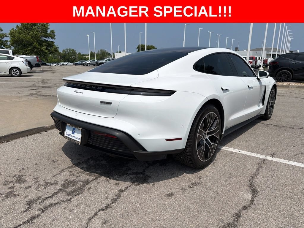 Used 2022 Porsche Taycan RWD image 3