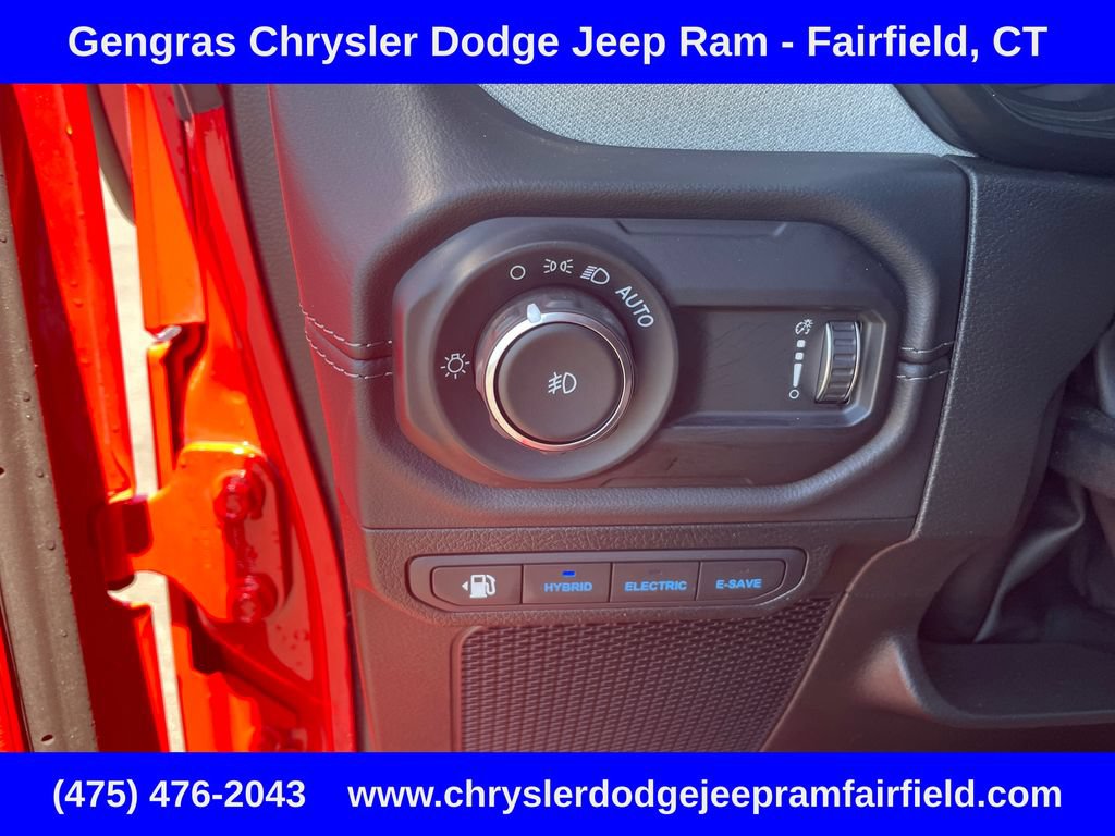 Certified 2025 Jeep Wrangler Unlimited Sahara AWD/4WD image 53