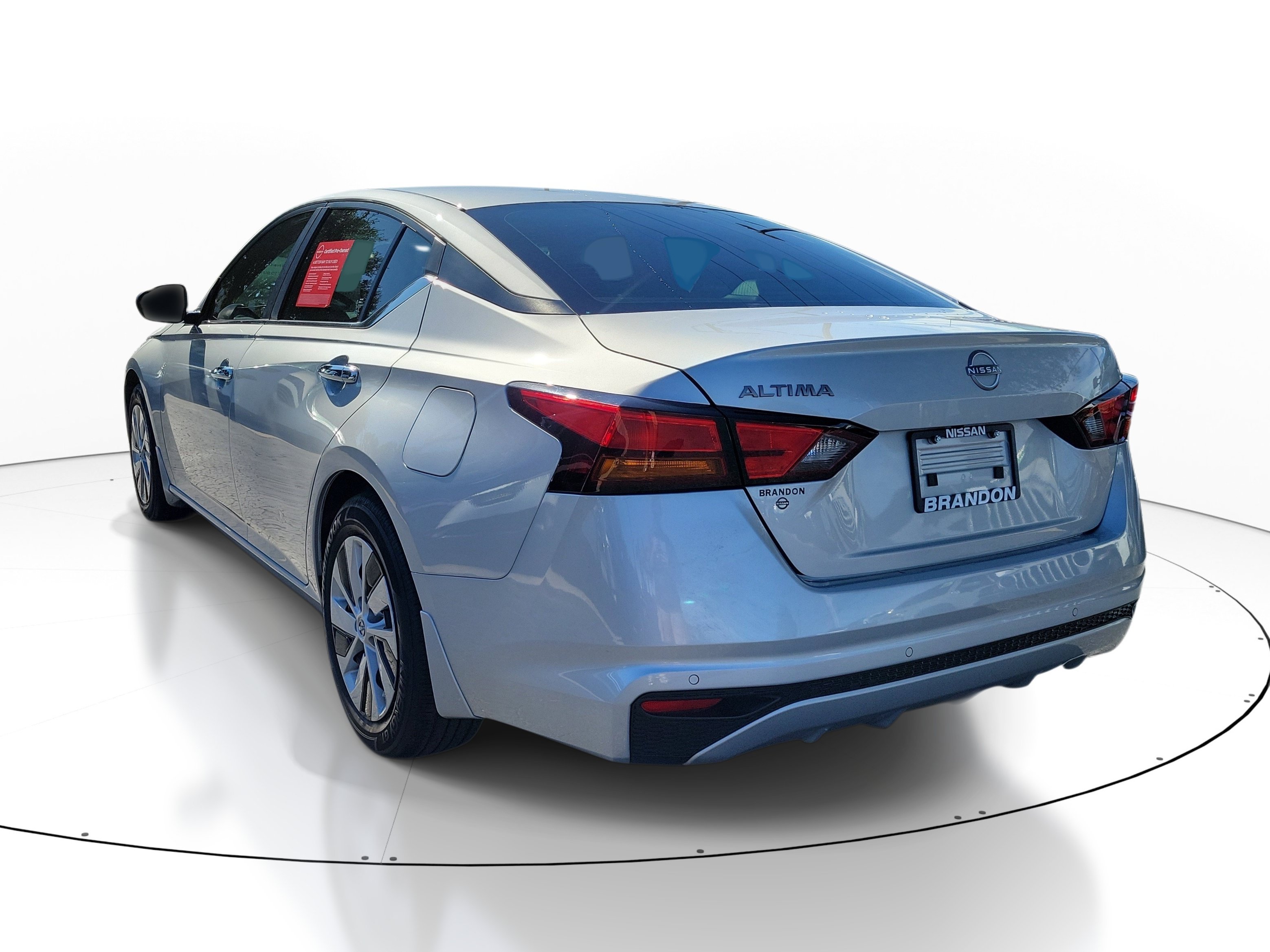 Certified 2024 Nissan Altima 2.5 S FWD image 5