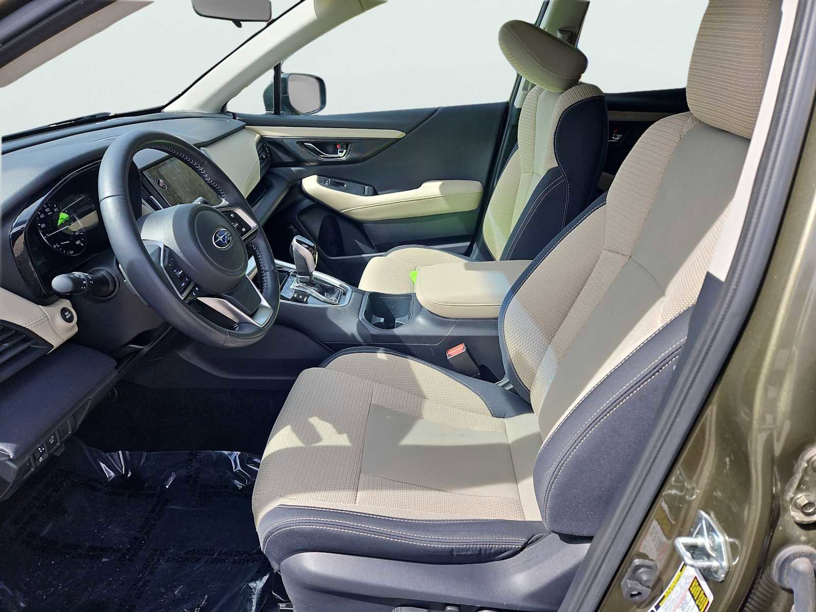 Used 2021 Subaru Outback Premium image 31