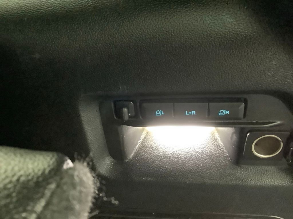 Used 2020 Ford Explorer Limited image 22