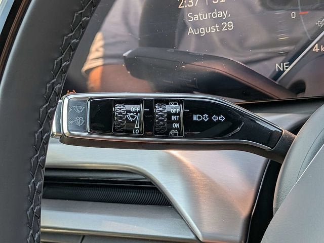 New 2027 Cadillac Vistiq Sport w/ LPO, Trailering Package AWD/4WD image 29