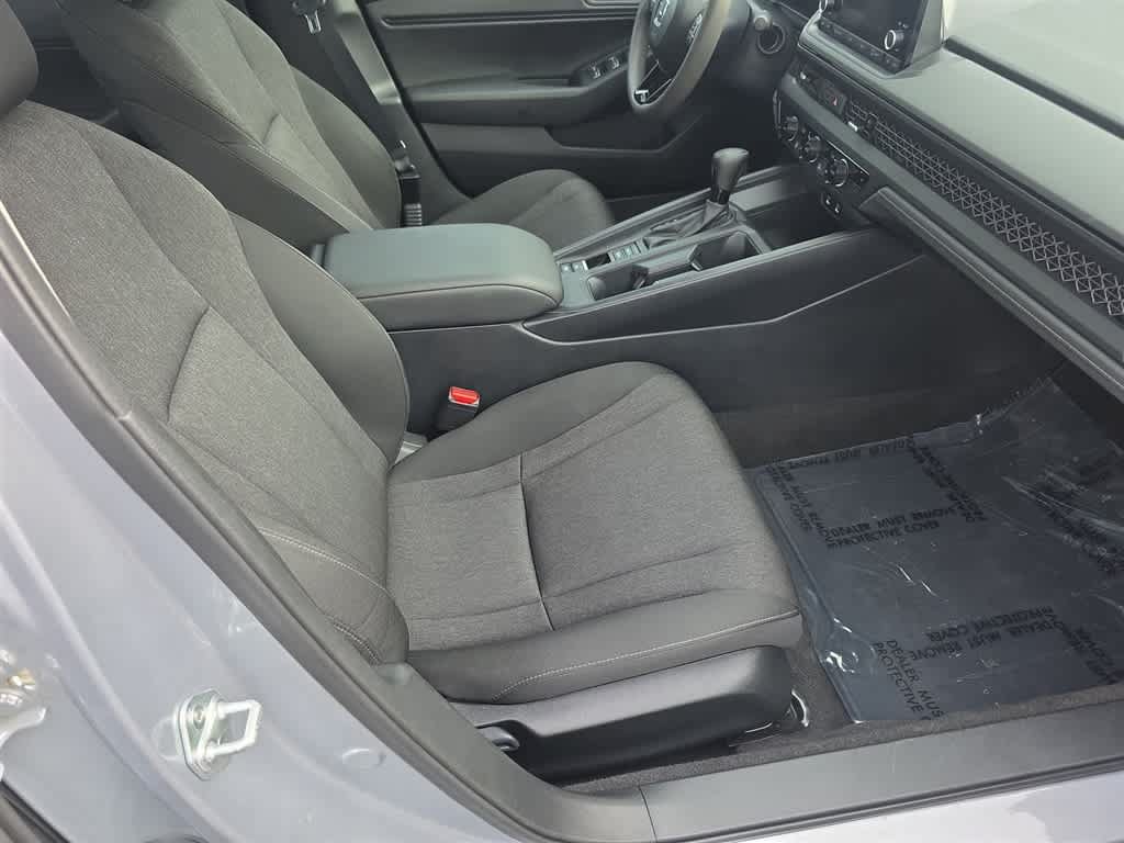 Certified 2023 Honda Accord EX image 10