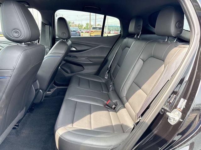 Used 2024 Buick Envista Sport Touring w/ Convenience I Package FWD image 22