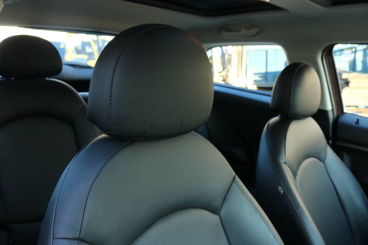 Used 2013 MINI Cooper Paceman S image 16