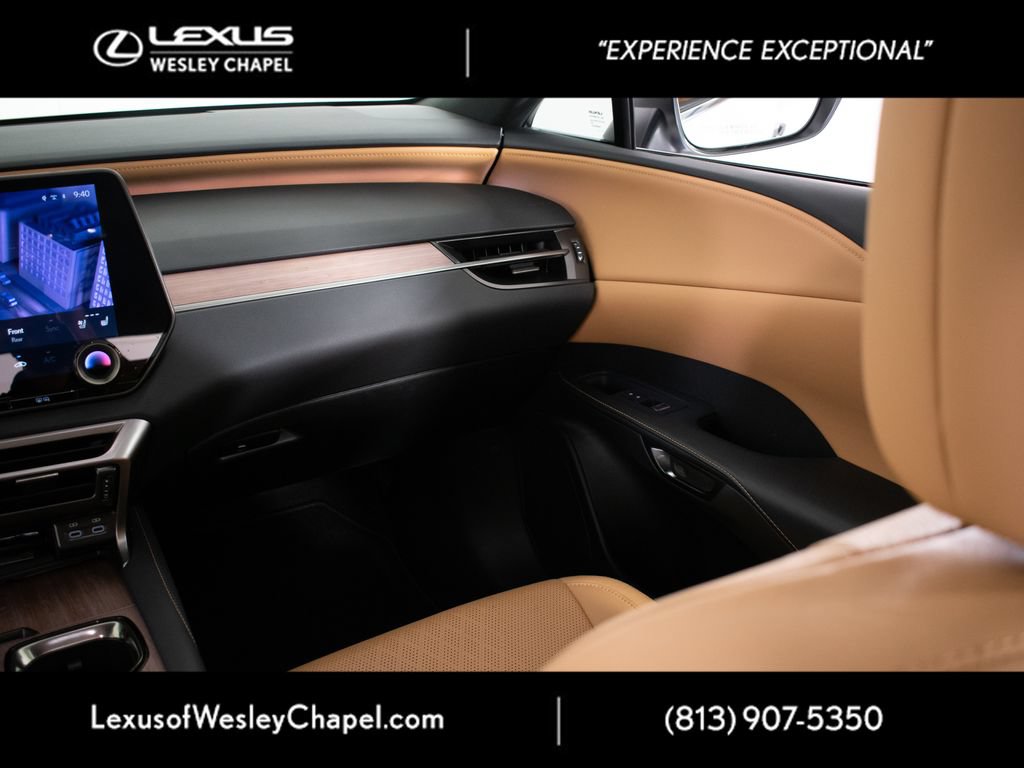 Used 2025 Lexus RX 350 Premium Plus w/ Convenience Package FWD image 17