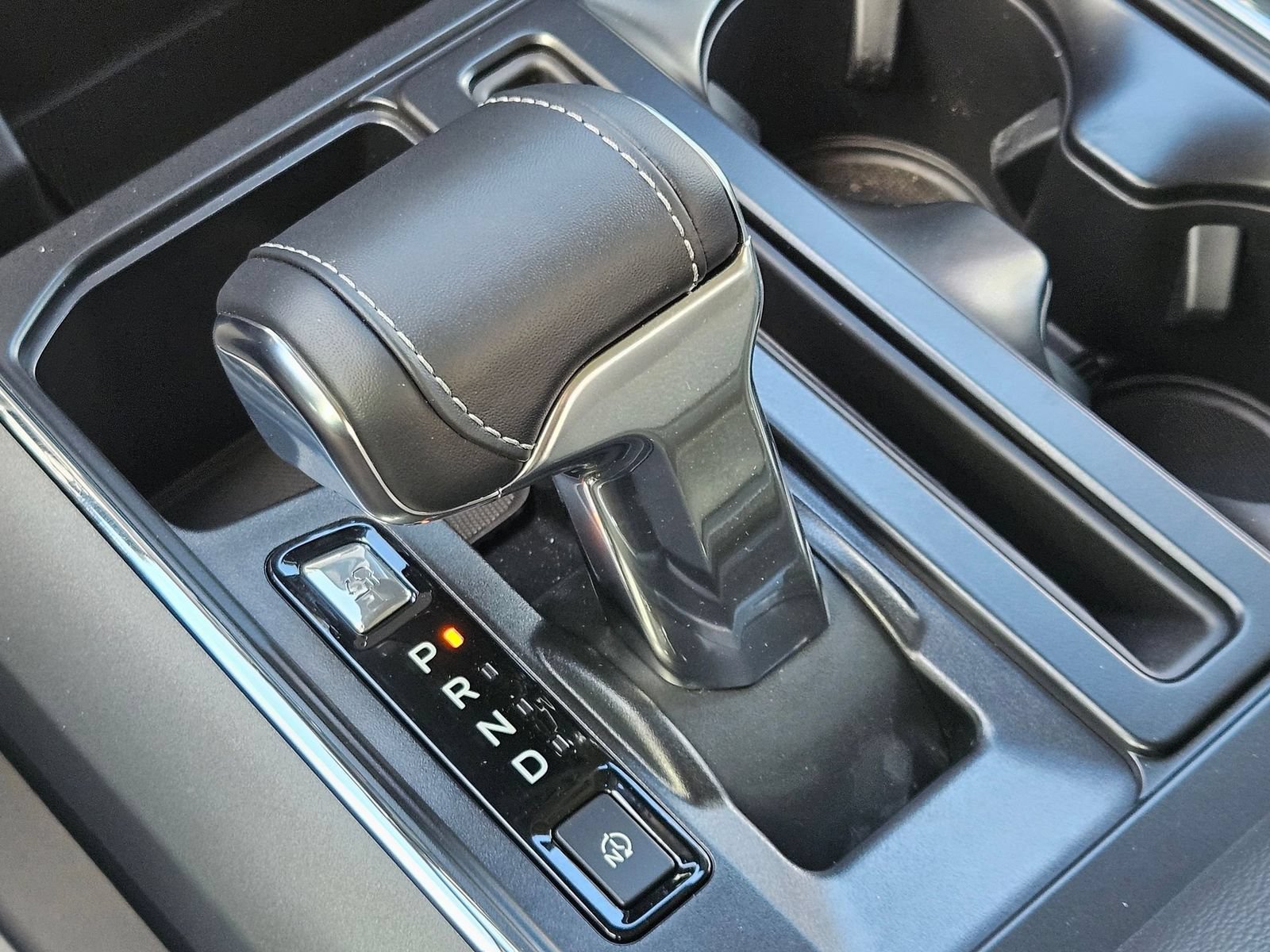 New 2025 Ford F150 Lightning Flash AWD/4WD image 15