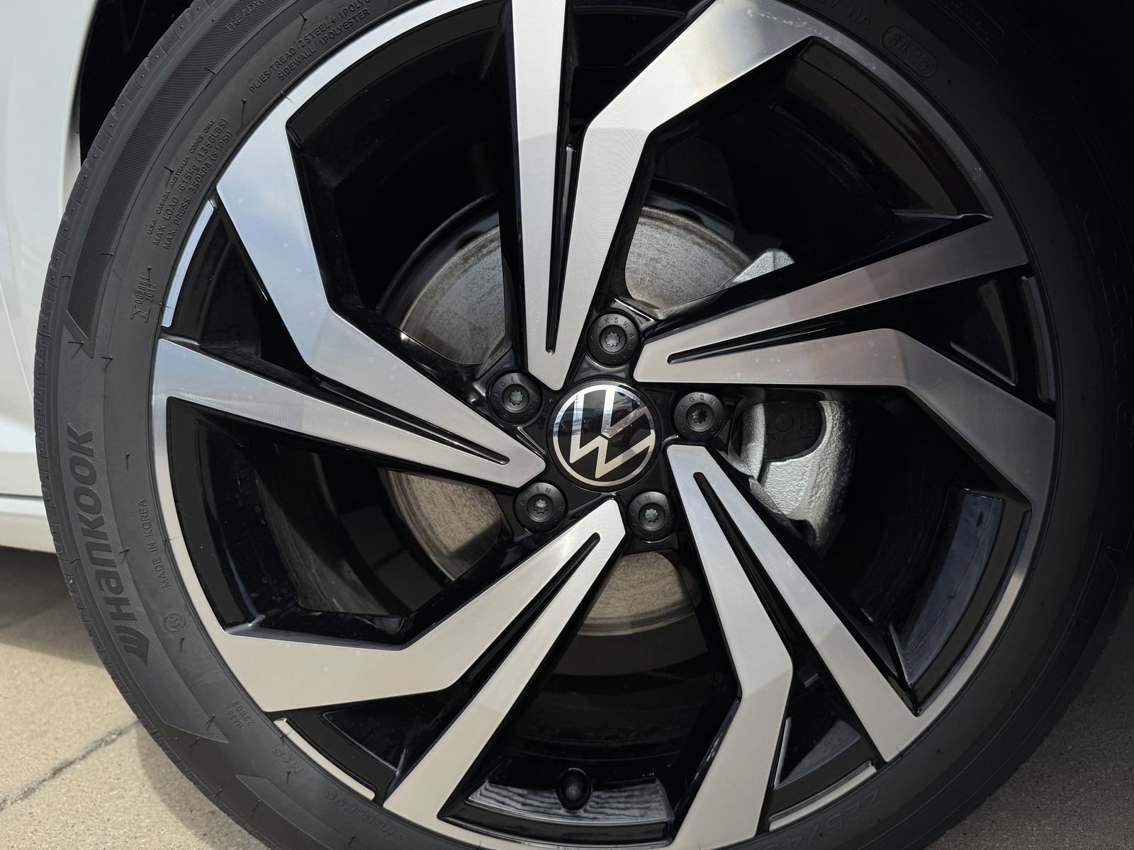 New 2026 Volkswagen Jetta SEL image 10