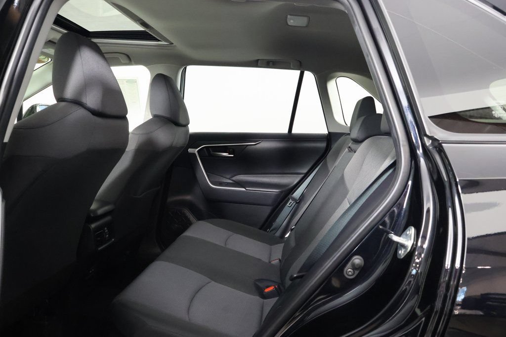 Used 2025 Toyota RAV4 XLE w/ Convenience Package AWD/4WD image 11